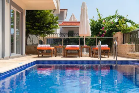 Villa moderne à Kalkan avec piscine privée et vue sur mer. - Photo 1