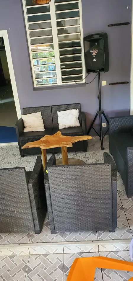 Bungalow charmant à Le Gosier avec piscine partagée et jacuzzi - Photo 14