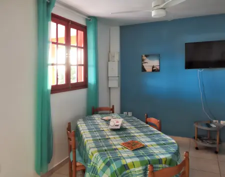 Appartement élégant à Bouillante avec vue sur la mer – 50 m² - Photo 2