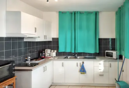 Appartement élégant à Bouillante avec vue sur la mer – 50 m² - Photo 7