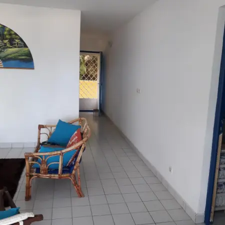 Appartement confortable avec vue sur la mer - 88 m² à Le Moule - Photo 8