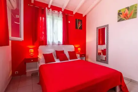 Maison charmante Le Moule avec piscine partagée - Photo 3