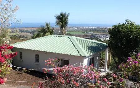 Maison charmante à Saint Paul avec vue sur la mer - Photo 1