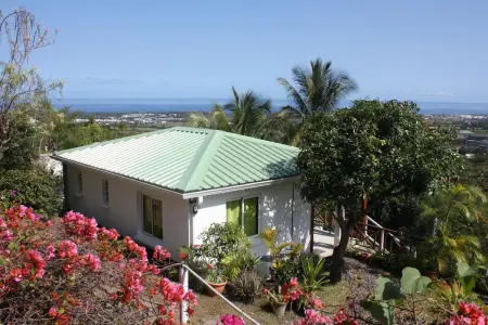 Maison charmante à Saint Paul avec vue sur la mer - Photo 12