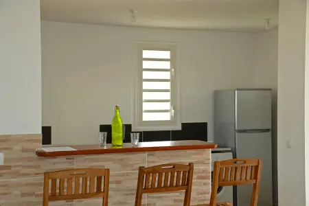 Appartement confortable aux Trois Îlets - 85 m² - Vue montagne - Photo 4