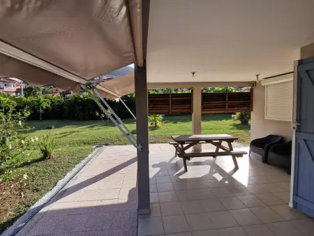 Appartement confortable aux Trois Îlets - 85 m² - Vue montagne - Photo 13