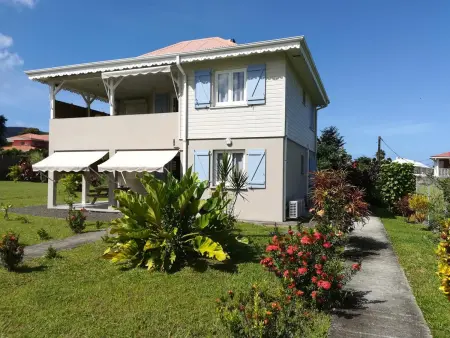 Appartement confortable aux Trois Îlets - 85 m² - Vue montagne - Photo 17