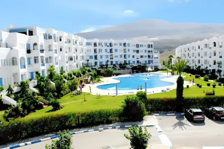 Appartement lumineux à Marina Smir, vue mer et piscine partagée - Photo 1