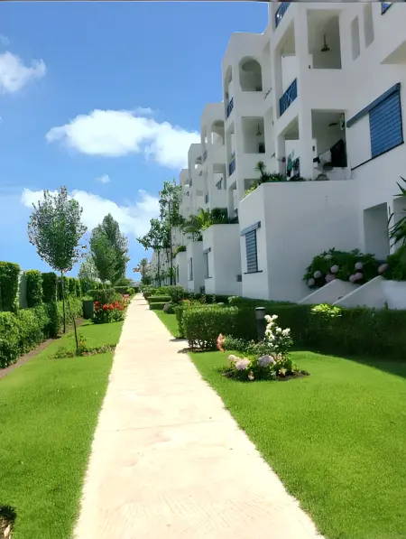 Appartement lumineux à Marina Smir, vue mer et piscine partagée - Photo 2