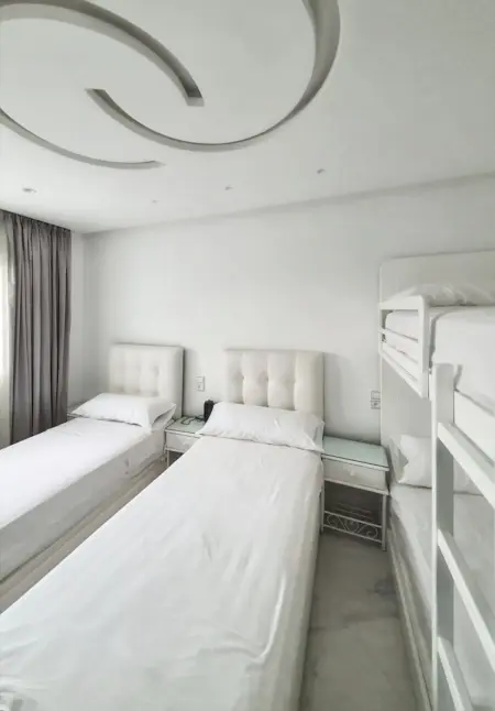 Appartement lumineux à Marina Smir, vue mer et piscine partagée - Photo 5
