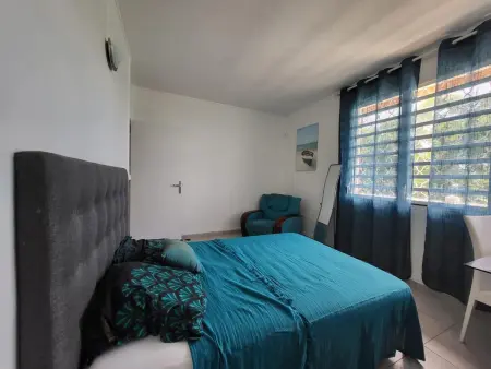 Villa spacieuse avec piscine au Gosier - Vue sur mer - Photo 33