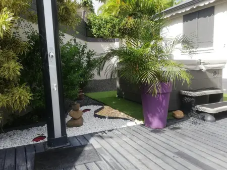 Maison spacieuse avec jacuzzi et vue sur la mer à Sainte-Rose - Photo 9