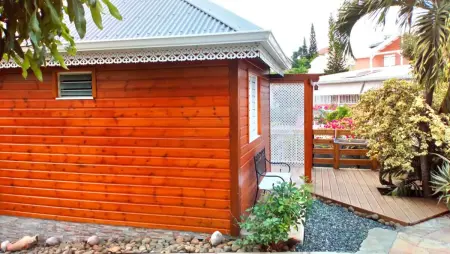 Charmant Bungalow avec Piscine Partagée à Le Gosier - Photo 2