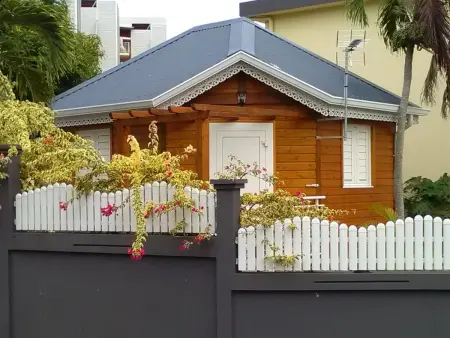 Charmant Bungalow avec Piscine Partagée à Le Gosier - Photo 22