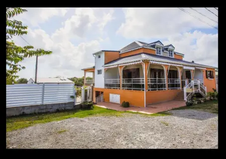Appartement charmant à Le Moule, avec piscine partagée - Photo 12