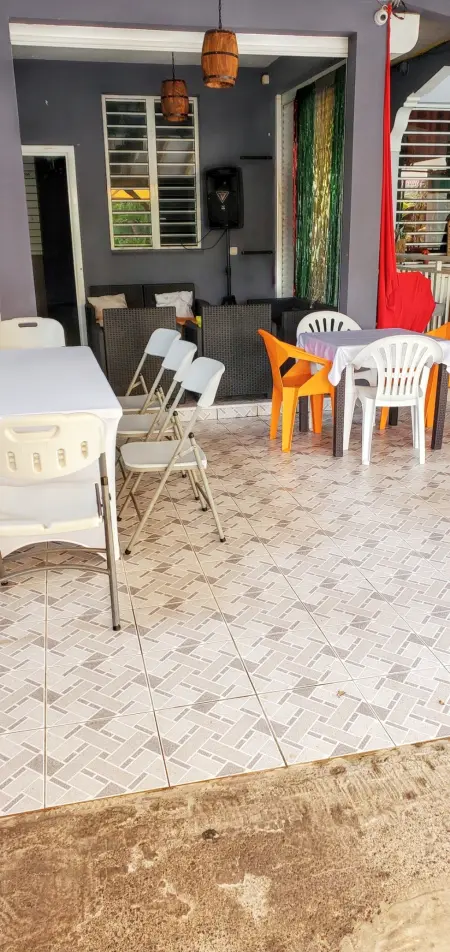Studio Intime à Le Gosier avec piscine et jacuzzi - 25m² - Photo 9