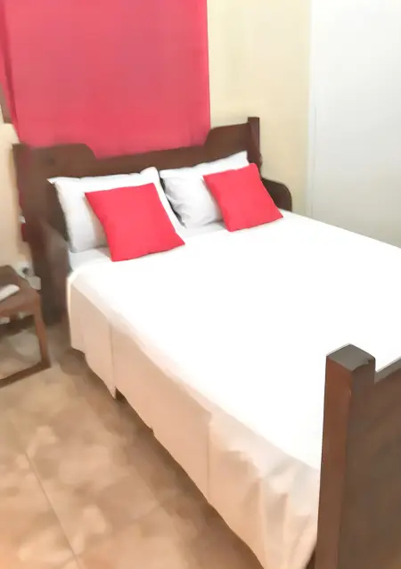 Studio Intime à Le Gosier avec piscine et jacuzzi - 25m² - Photo 10