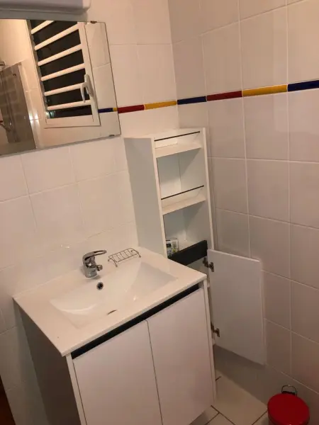 Maison charmante à Pointe-Noire avec vue mer, Maison 4 personnes à Pointe Noire - Photo 6
