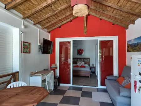 Charmant bungalow à Baie-Mahault avec piscine privée - Photo 1