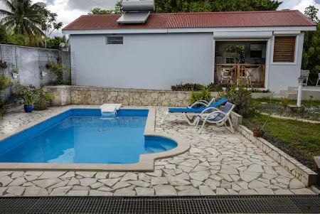Charmant bungalow à Baie-Mahault avec piscine privée - Photo 16