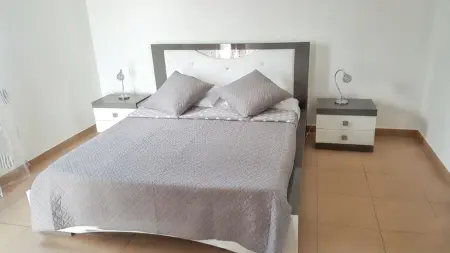 Villa enchanteresse à Saint-Benoît avec piscine privée - Photo 2