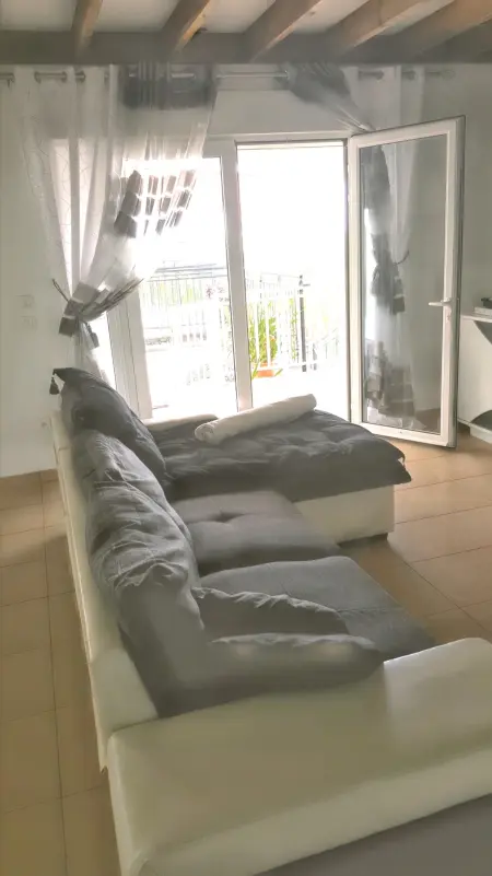 Villa enchanteresse à Saint-Benoît avec piscine privée - Photo 11