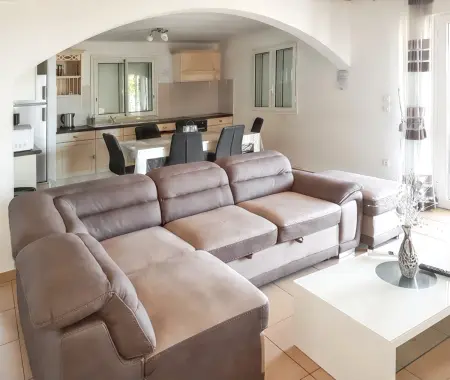 Villa enchanteresse à Saint-Benoît avec piscine privée - Photo 15