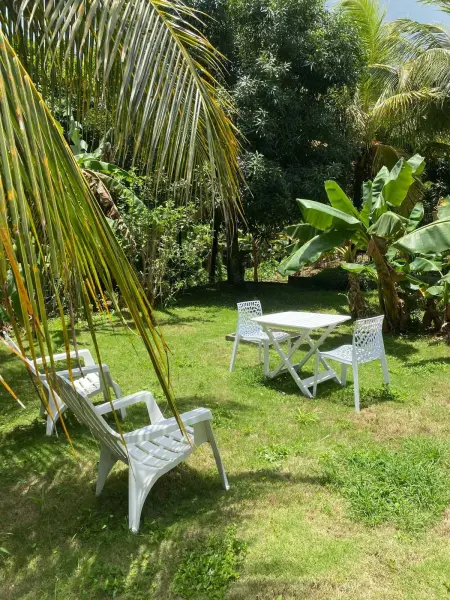 Maison charmante à Baie-Mahault avec jardin clôturé - Photo 1