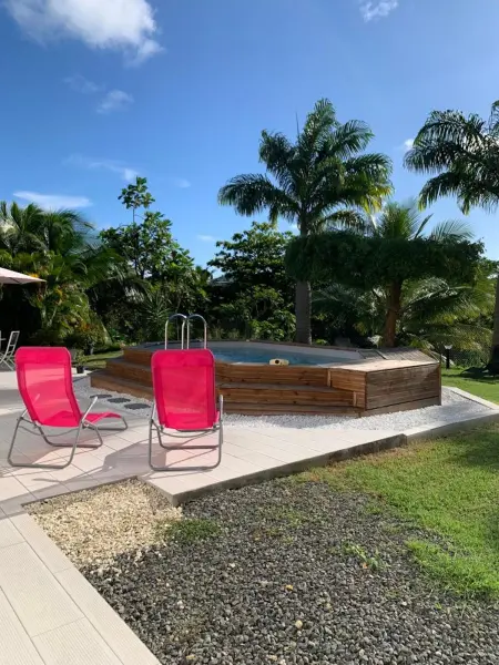 Maison charmante à Sainte-Anne avec piscine privée - Photo 23