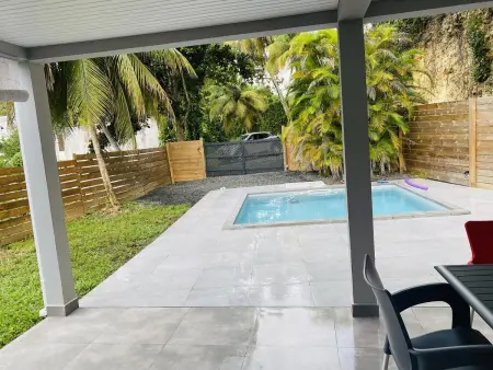 Villa élégante Les Abymes, piscine, Villa 4 personnes à Les Abymes - Photo 1