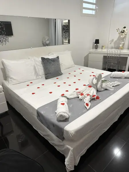 Appartement charmant à Sainte-Rose, 60m² + piscine - Photo 11
