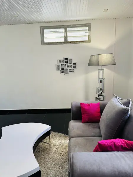 Appartement charmant à Sainte-Rose, 60m² + piscine - Photo 12