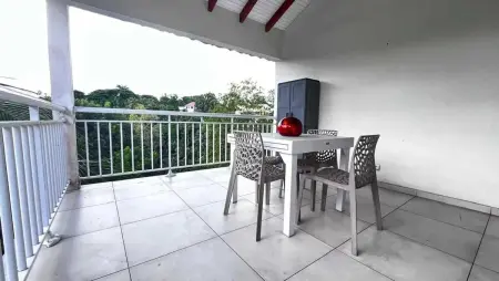 Appartement lumineux avec piscine partagée, Sainte-Anne, 75 m² - Photo 1