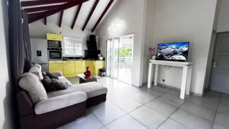 Appartement lumineux avec piscine partagée, Sainte-Anne, 75 m² - Photo 4