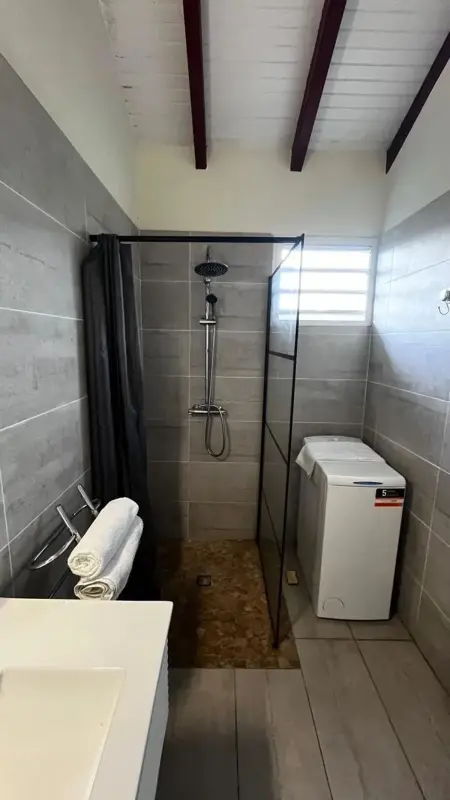 Appartement lumineux avec piscine partagée, Sainte-Anne, 75 m² - Photo 20