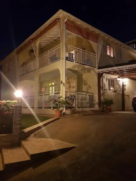 Maison charmante à Petit-Bourg + Jardin, Maison 9 personnes à Petit Bourg - Photo 34