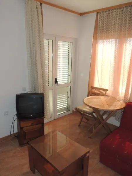 Studio moderne avec vue sur mer - Ulcinj - 25 m² - Balcon - Photo 2
