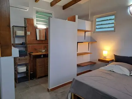 Bungalow cosy avec jardin au Gosier, 40 m², Bungalow 2 personnes à Le Gosier - Photo 12