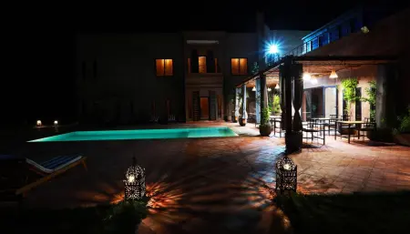 Villa spacieuse avec piscine près de Marrakech, Villa 20 personnes à Centre Commune Ouled Hassoune - Photo 3