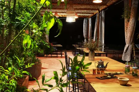 Villa spacieuse avec piscine près de Marrakech, Villa 20 personnes à Centre Commune Ouled Hassoune - Photo 6