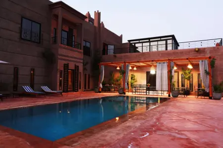 Villa spacieuse avec piscine près de Marrakech, Villa 20 personnes à Centre Commune Ouled Hassoune - Photo 8