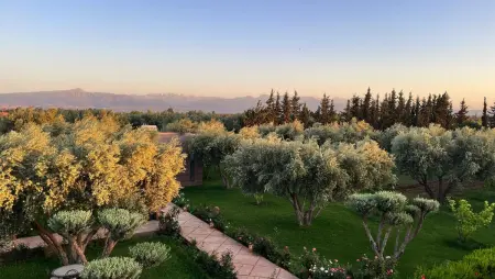 Villa spacieuse avec piscine près de Marrakech, Villa 20 personnes à Centre Commune Ouled Hassoune - Photo 11