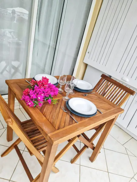 Charmant appartement à La Trinité avec piscine partagée - 40 m² - Photo 4