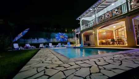Appartement spacieux aux Trois-Îlets avec piscine partagée - Photo 1