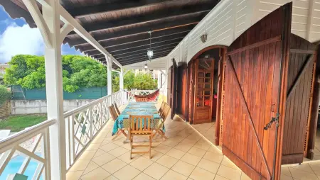 Appartement spacieux aux Trois-Îlets avec piscine partagée - Photo 2