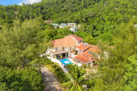 Maison spacieuse avec piscine partagée à Machabee - Photo 1