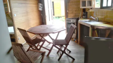 Bungalow charmant avec piscine partagée à Le Robert - Photo 10
