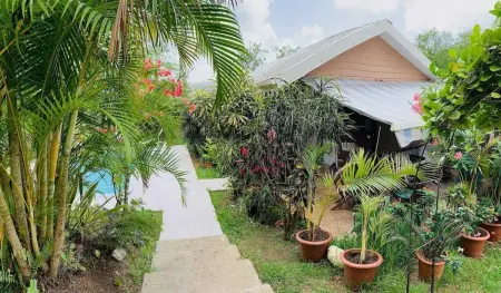 Bungalow accueillant à Le Diamant avec piscine partagée - Photo 2
