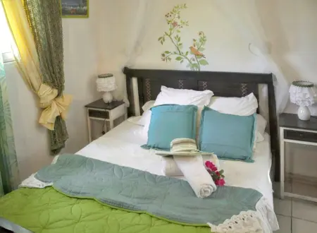 Bungalow charmant à Sainte-Rose avec piscine partagée - Photo 6
