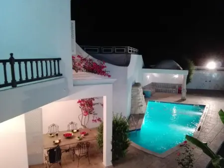 Villa élégante à Hammamet avec piscine privée ouverte toute l'année - Photo 27